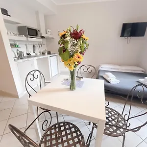  Apartment Le Casette Italy